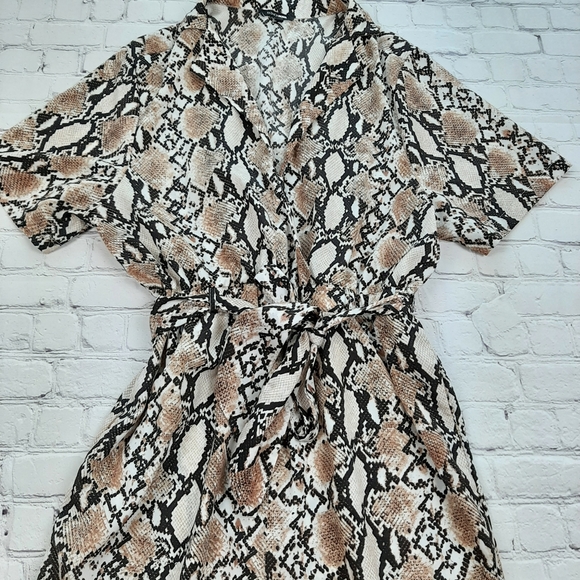 Snakeprint jumpsuit - Picture 10 of 12